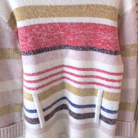 Anthropologie sweater - Picture 3 of 5